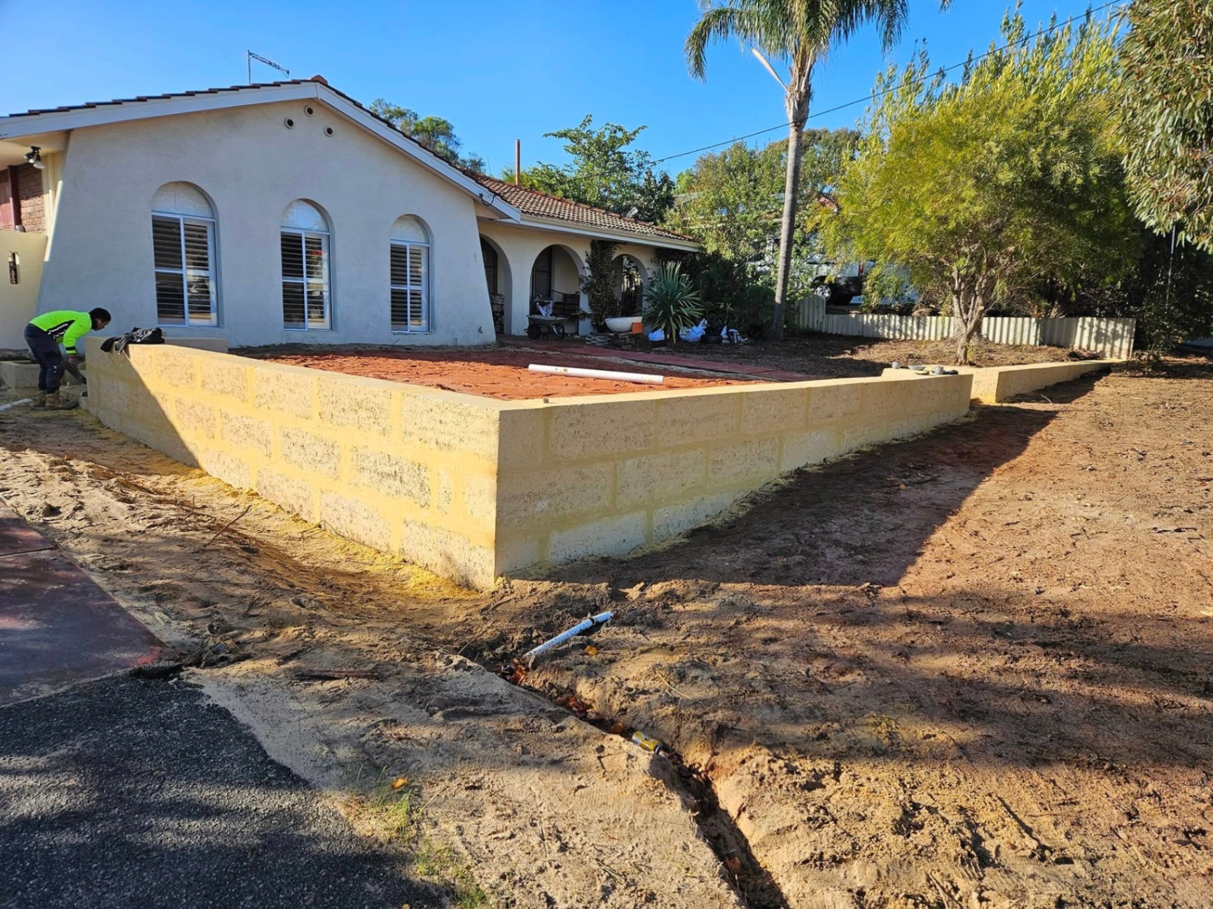 Limestone retaining wall